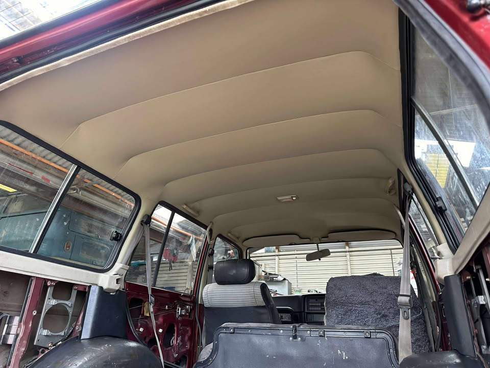 Toyota HJ60 landcruiser lwb headlining beige sandpaper vinyl - Image 2